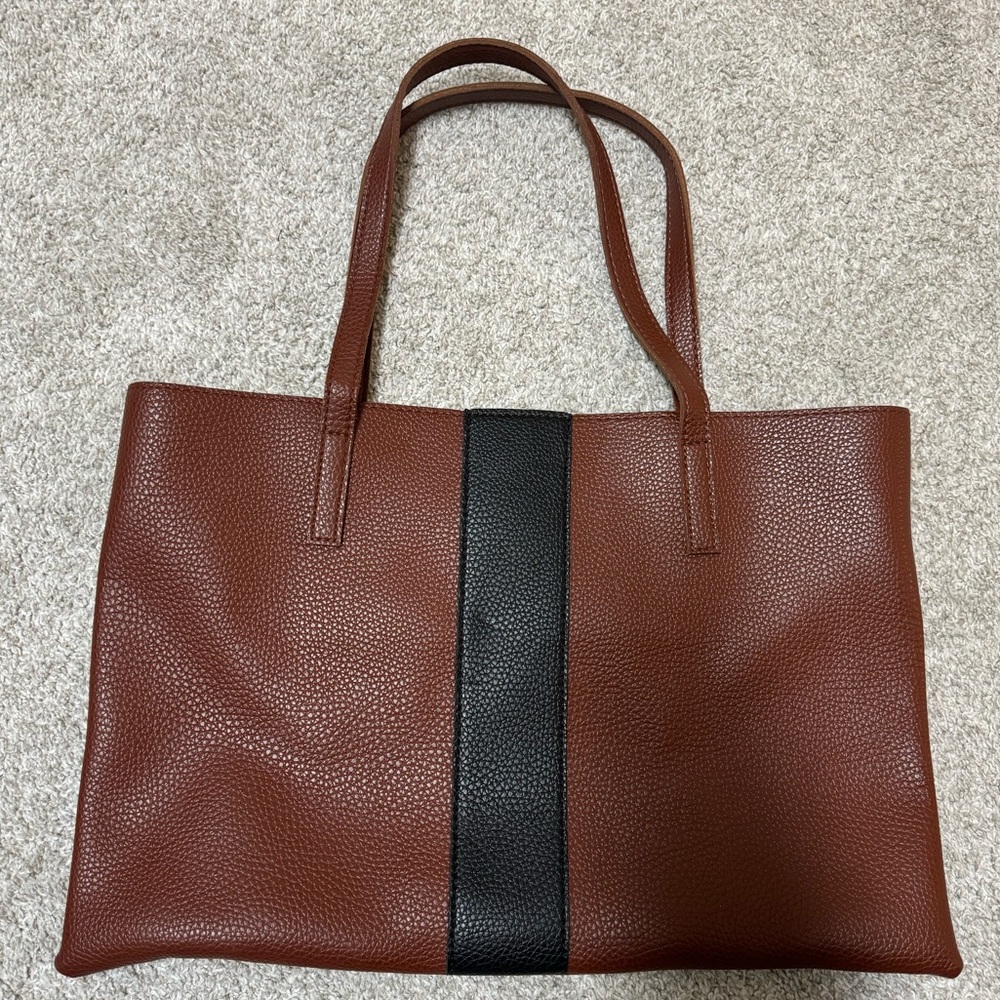 VINCE CAMUTO Handbag